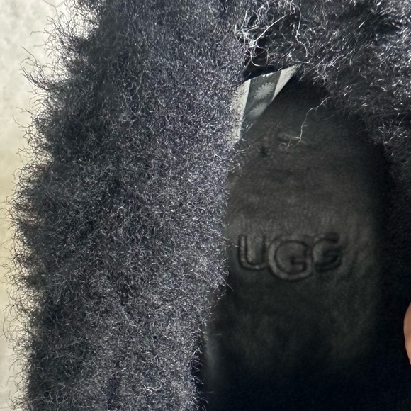 UGG Thebes Black Suede Clog Wooden Bootie Mules with Faux Fur Trim - Picture 13 of 14